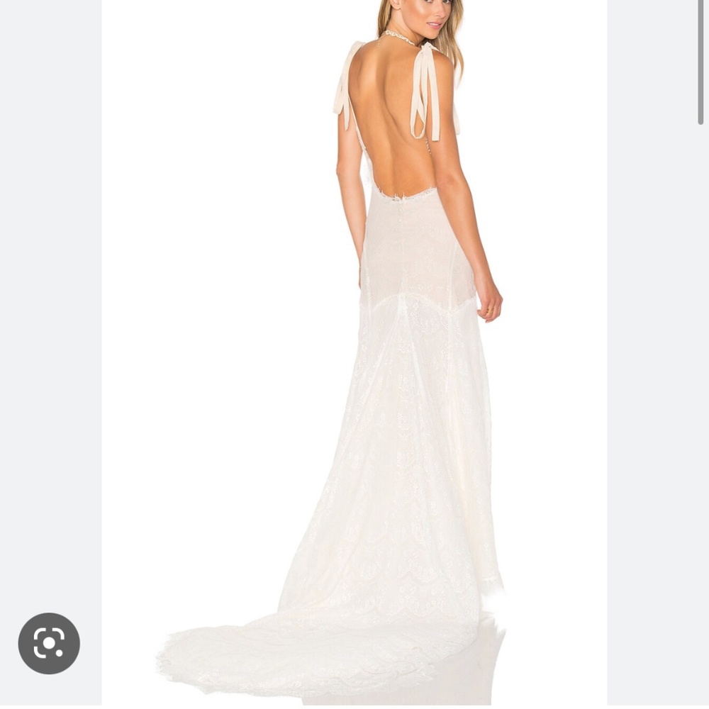Daughters of Simone Olie Wedding Gown